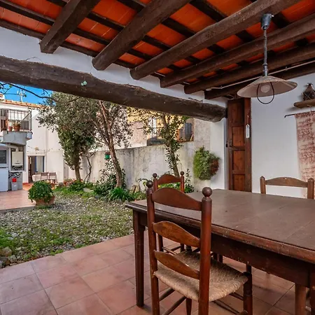 F-2 4-6 Pax Holiday home Llafranc